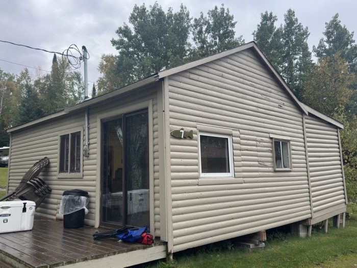 Ced31f76 Cbcd 4e01 Be7a 8a770692a83a 1 105 C (1)