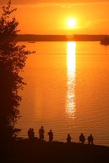 Pakwash Lake Guests Enjoying Beautiful Sunset